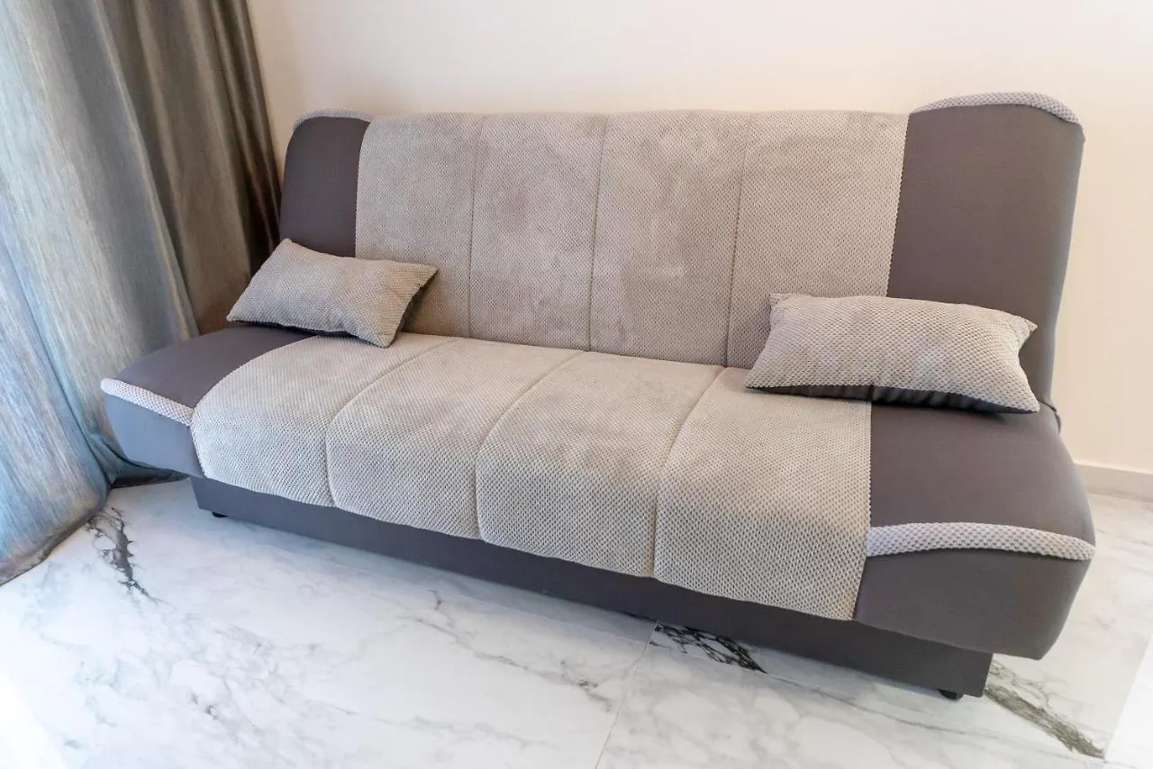 חניוטי Nika Apartment 0*,